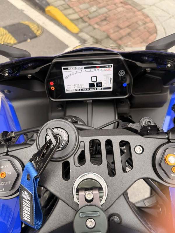 二手雅马哈YZF-R1