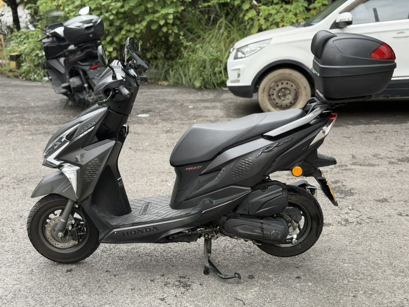 二手新大洲本田裂行 RX125Fi