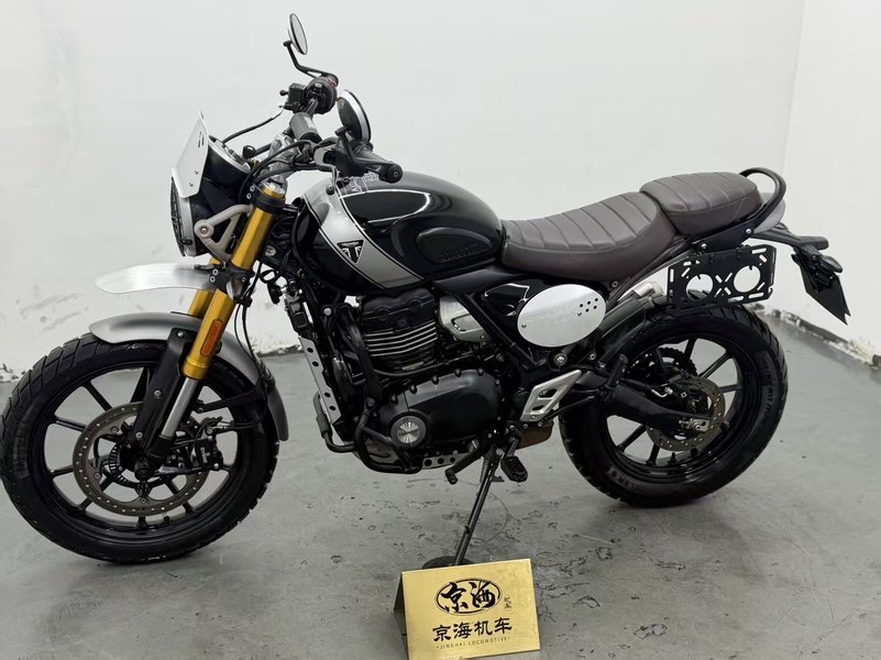 二手凯旋Scrambler 400 X