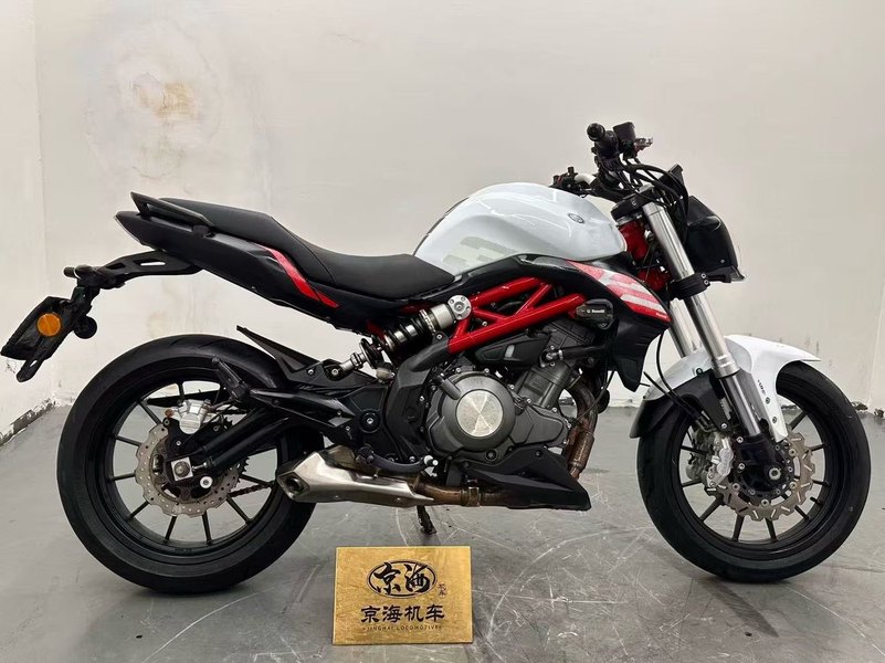 二手贝纳利蓝宝龙 BN302S