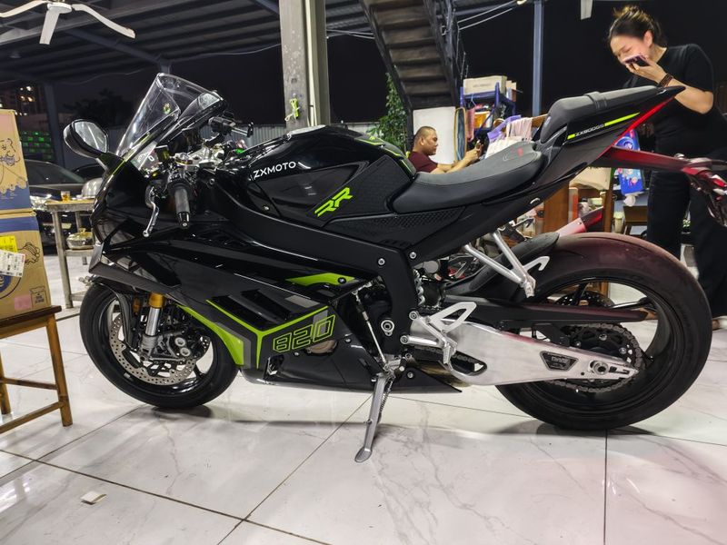 二手张雪机车820RR