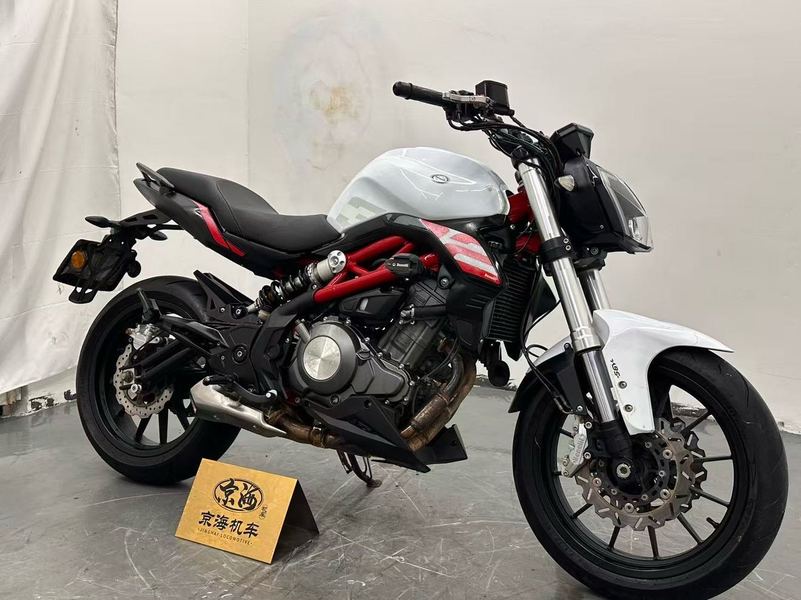 二手贝纳利蓝宝龙 BN302S
