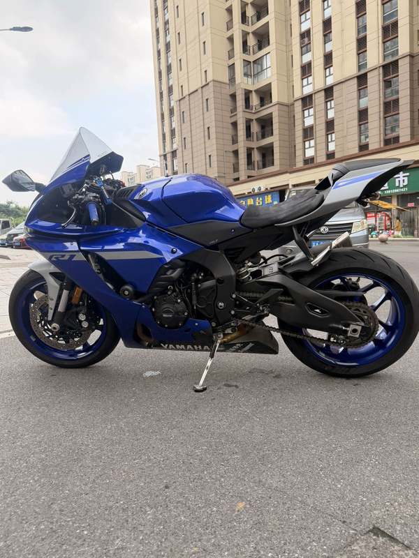 二手雅马哈YZF-R1