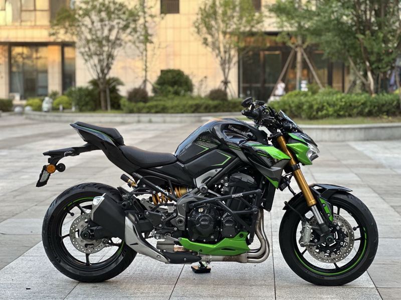 二手川崎Z900