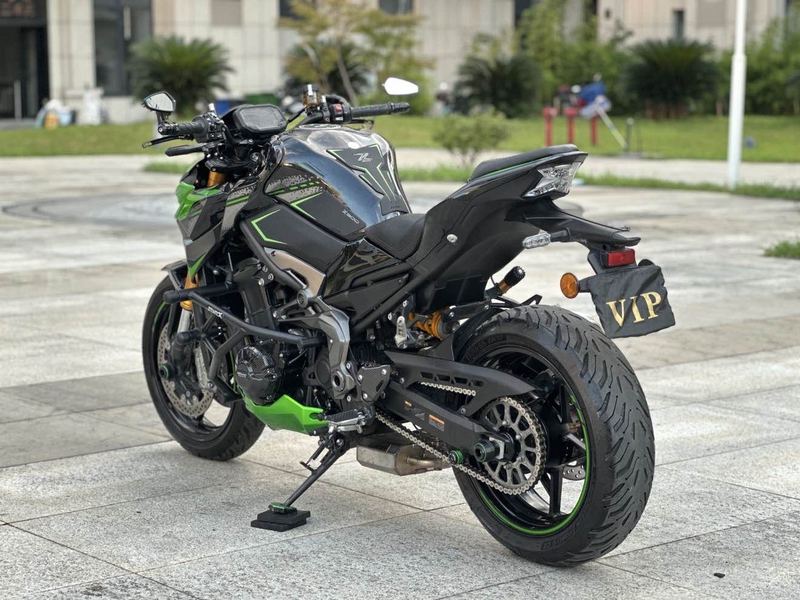 二手川崎Z900