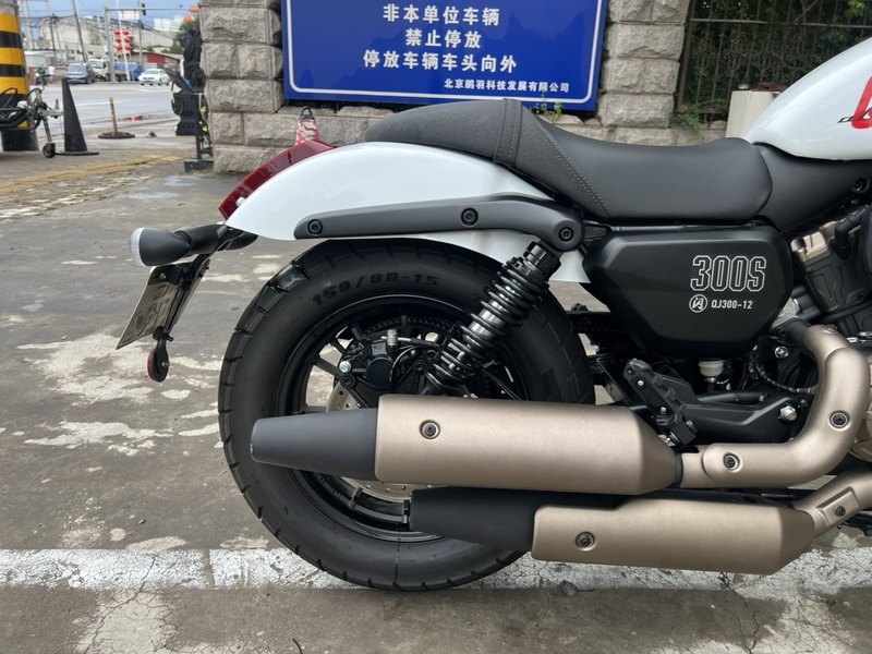 二手QJMOTOR闪300
