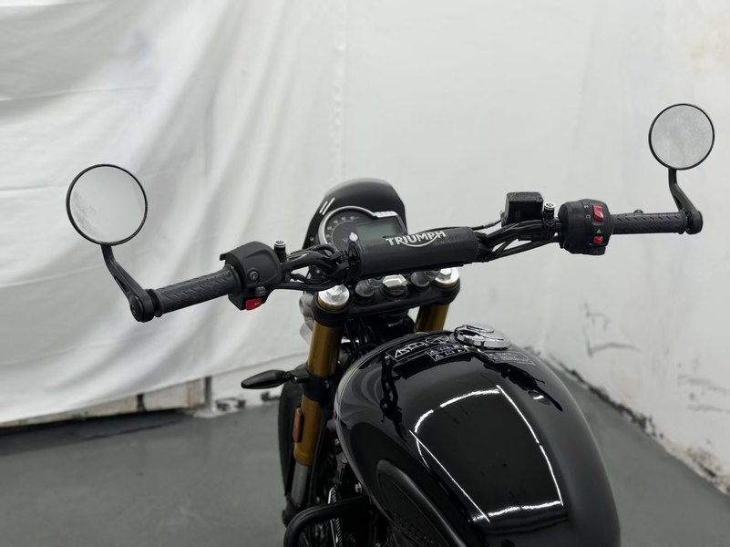 二手凯旋Scrambler 400 X