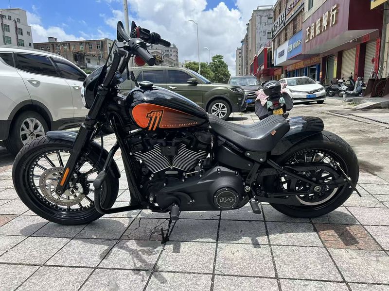二手哈雷戴维森街霸 Street Bob