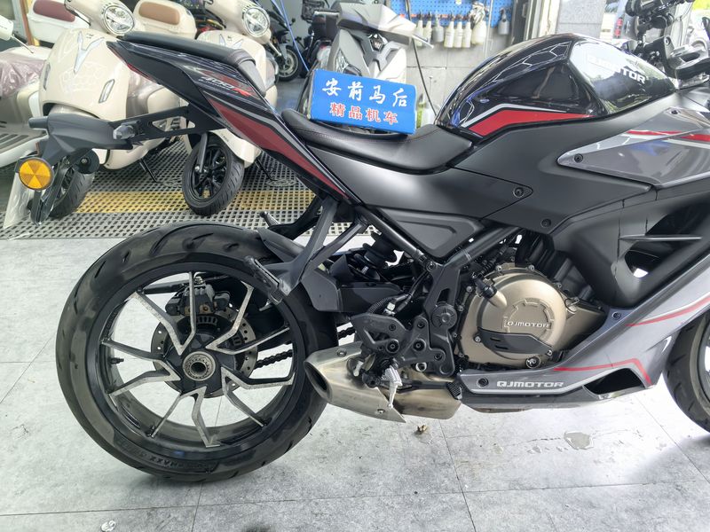 二手QJMOTOR赛400