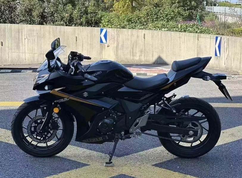 二手豪爵铃木GSX250R