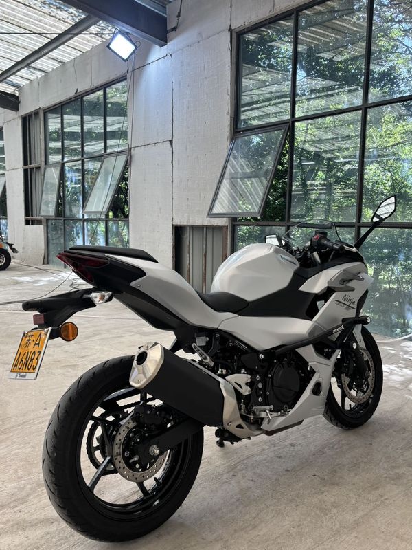 二手川崎Ninja 500