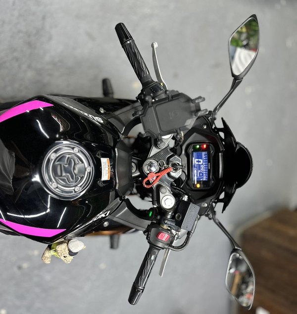 二手豪爵铃木GSX250R
