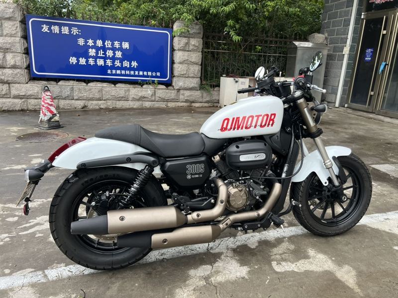 二手QJMOTOR闪300