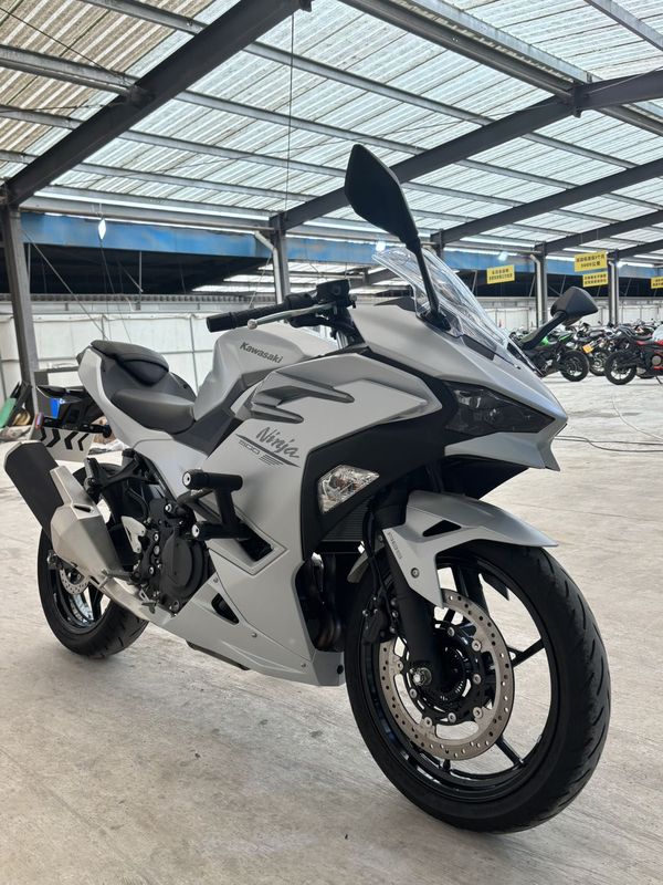 二手川崎Ninja 500