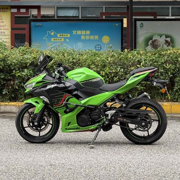 二手川崎Ninja 400