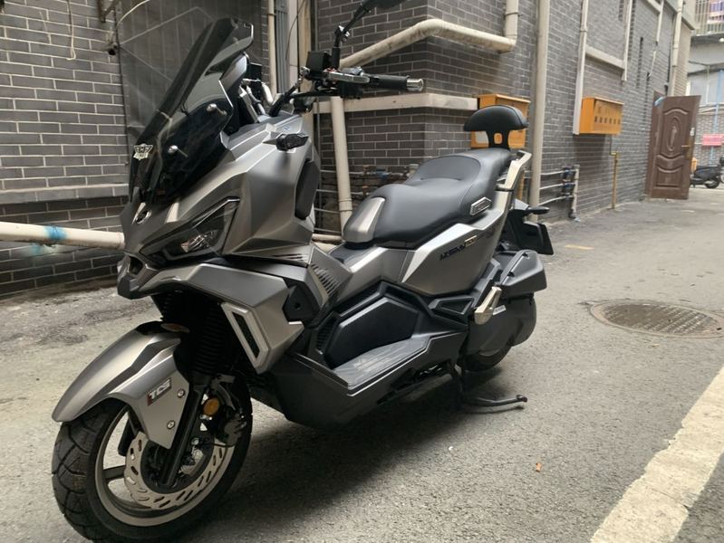 二手三阳哈士奇 Husky ADV150