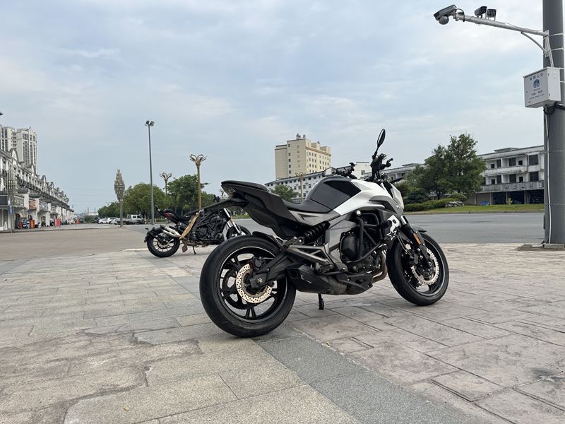 二手春风400NK