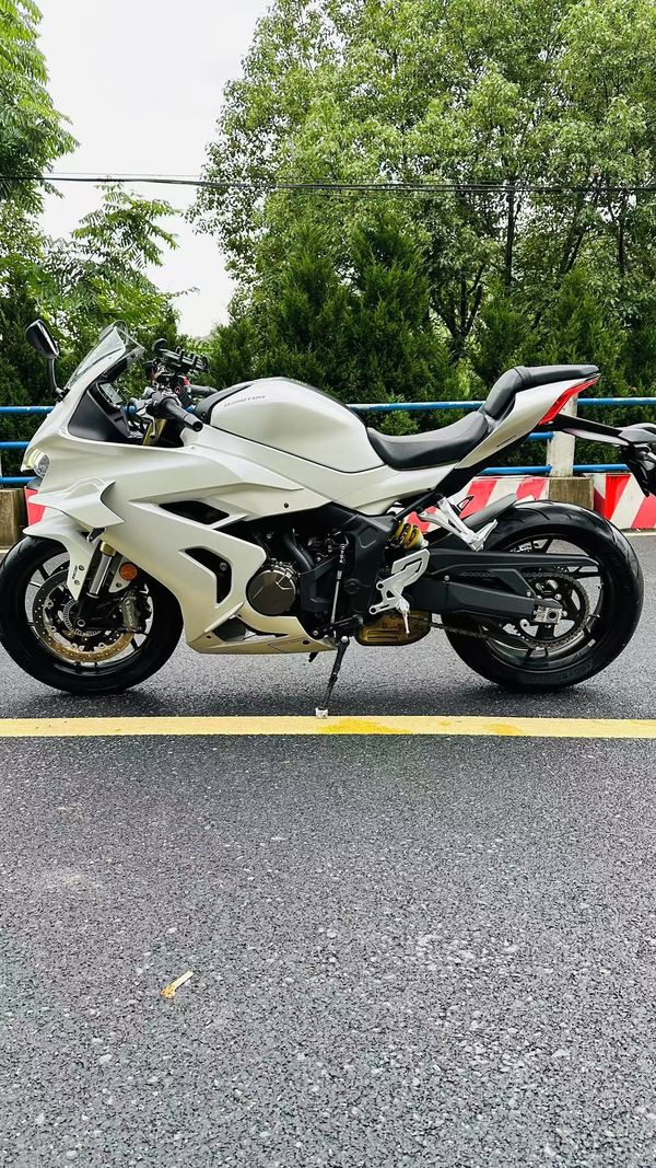 二手QJMOTOR赛600