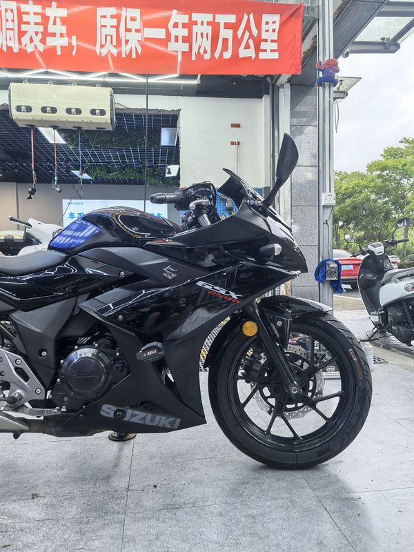 二手豪爵铃木GSX250R