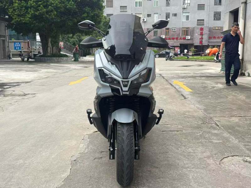 二手三阳哈士奇 Husky ADV300