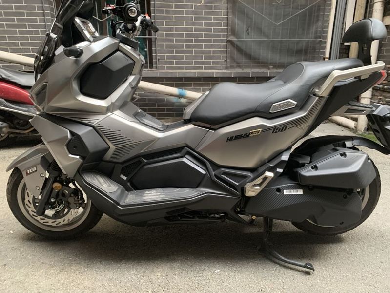 二手三阳哈士奇 Husky ADV150