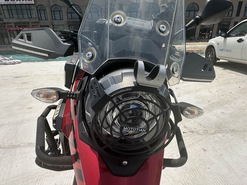 二手豪爵铃木DL250