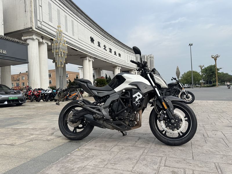 二手春风400NK