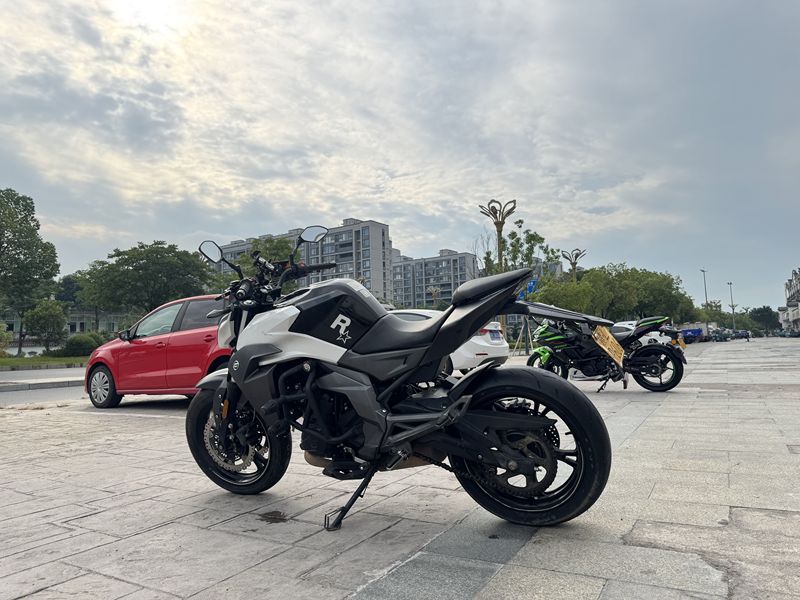 二手春风400NK