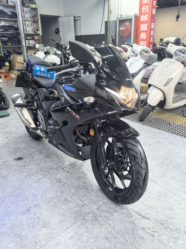二手豪爵铃木GSX250R
