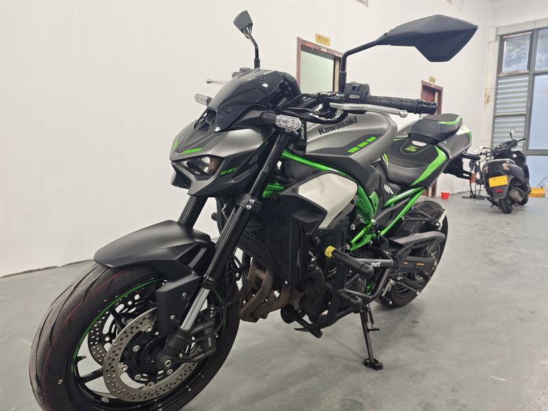 二手川崎Z900