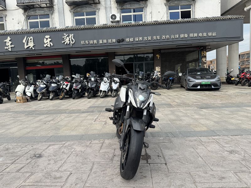 二手春风400NK