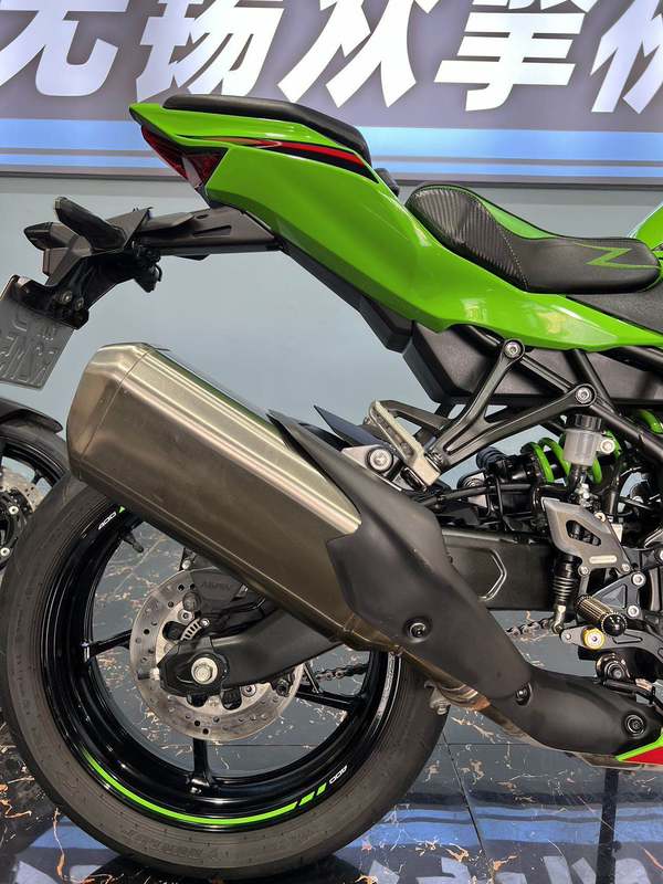 二手川崎ZX-4R