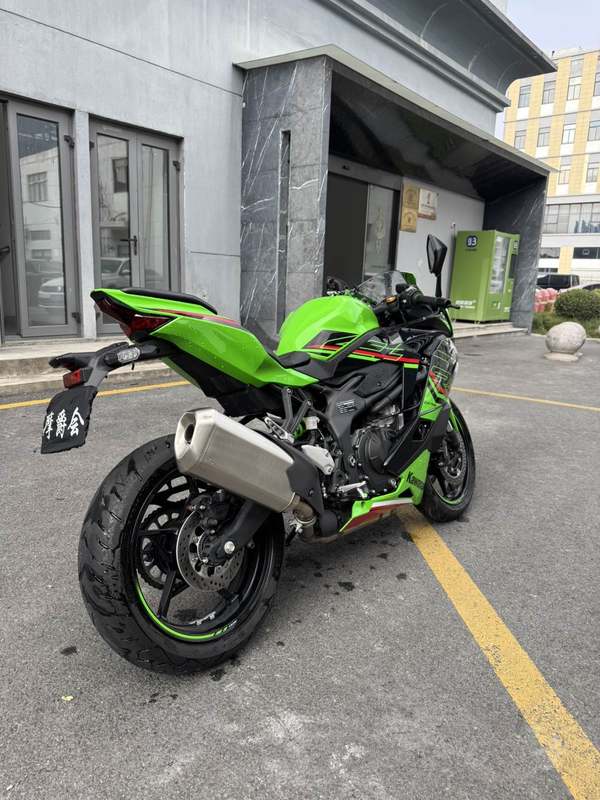 二手川崎ZX-4R