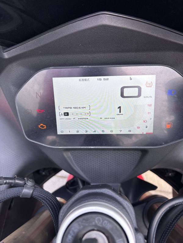 二手QJMOTOR赛800
