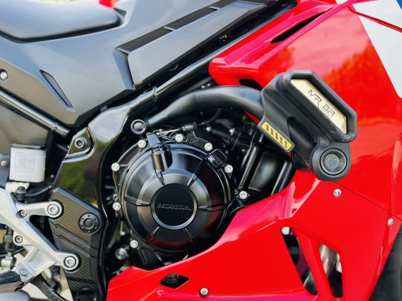 二手本田CBR400R