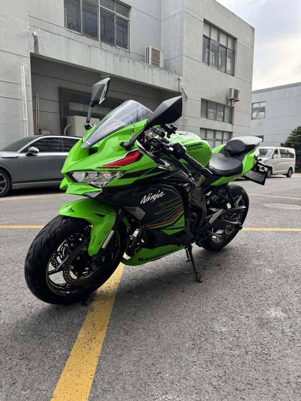 二手川崎ZX-4R