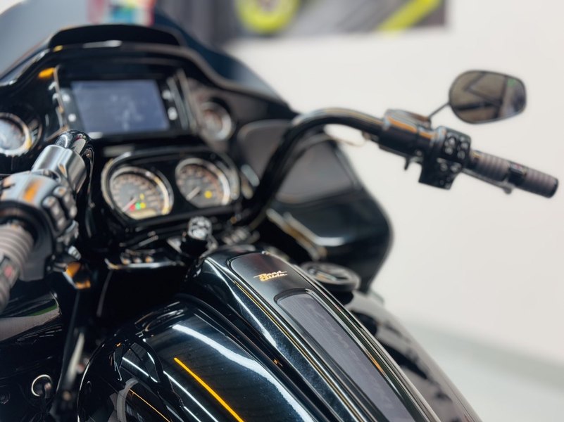 二手哈雷戴维森公路滑翔 Road Glide