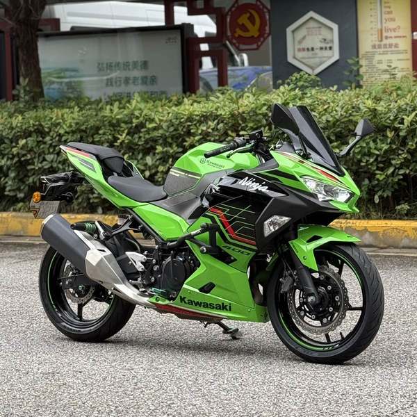 二手川崎Ninja 400
