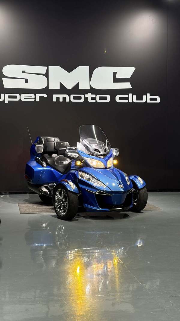 二手庞巴迪Spyder RT