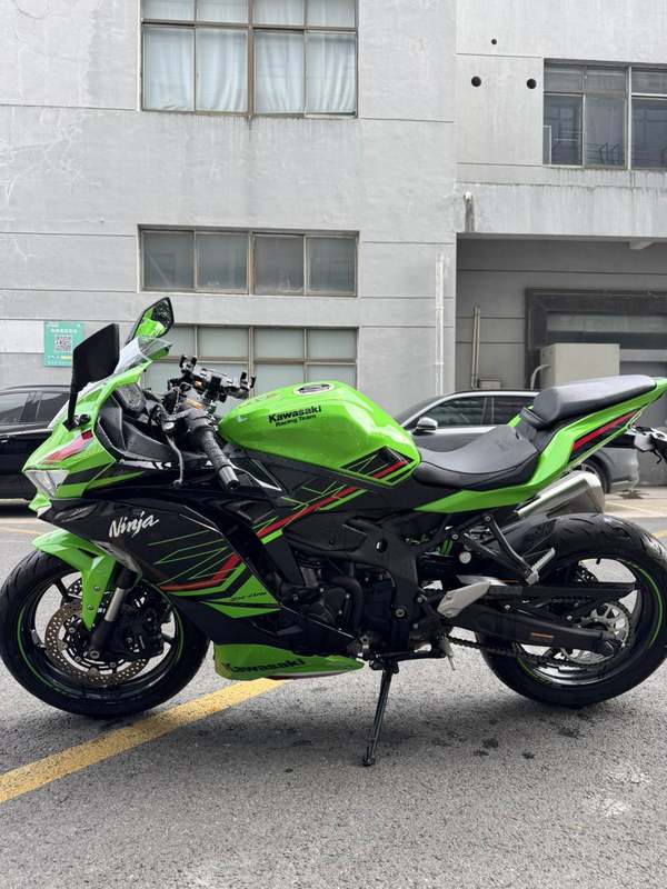二手川崎ZX-4R