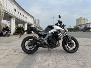 二手春风400NK