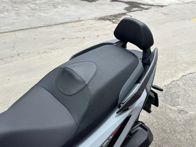 二手三阳哈士奇 Husky ADV300