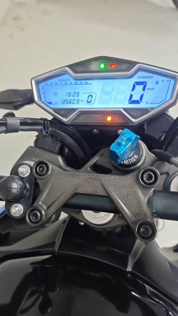 二手春风400NK