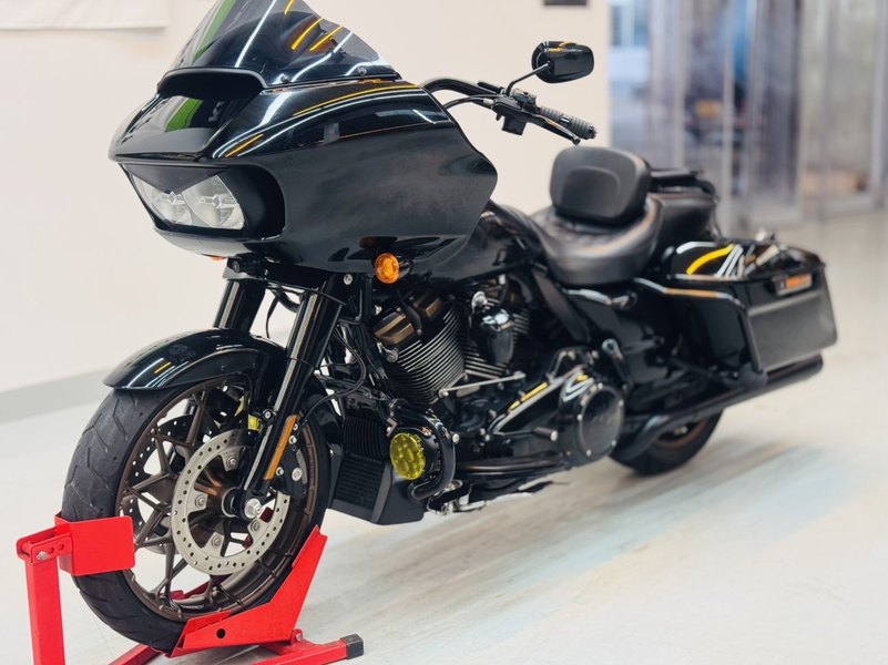 二手哈雷戴维森公路滑翔 Road Glide