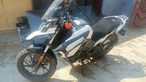 二手五羊本田猛鸷 CB190X