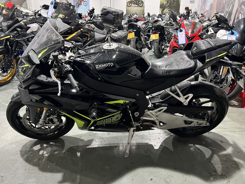 二手张雪机车820RR