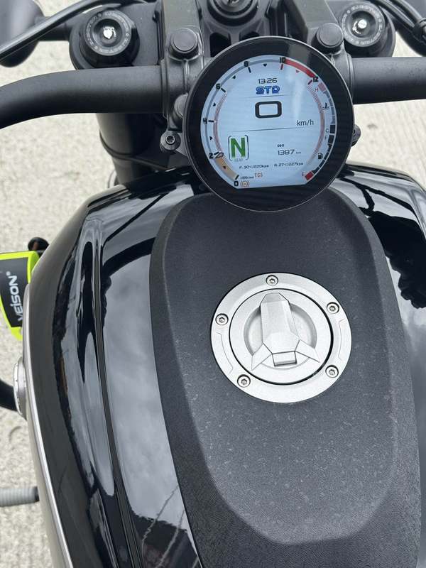 二手QJMOTOR闪600