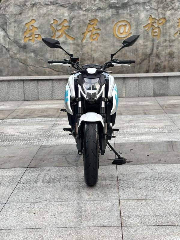 二手春风400NK