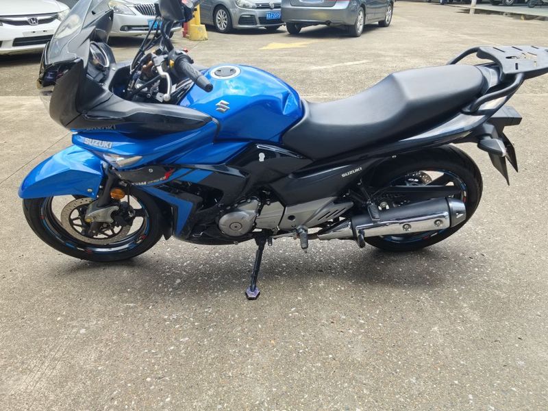 二手铃木GW 250F Inazuma 