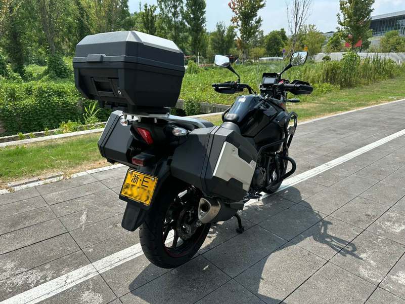 二手豪爵铃木DL250